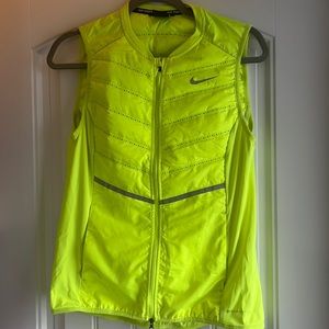 Women’s Nike Aeroloft running vest
